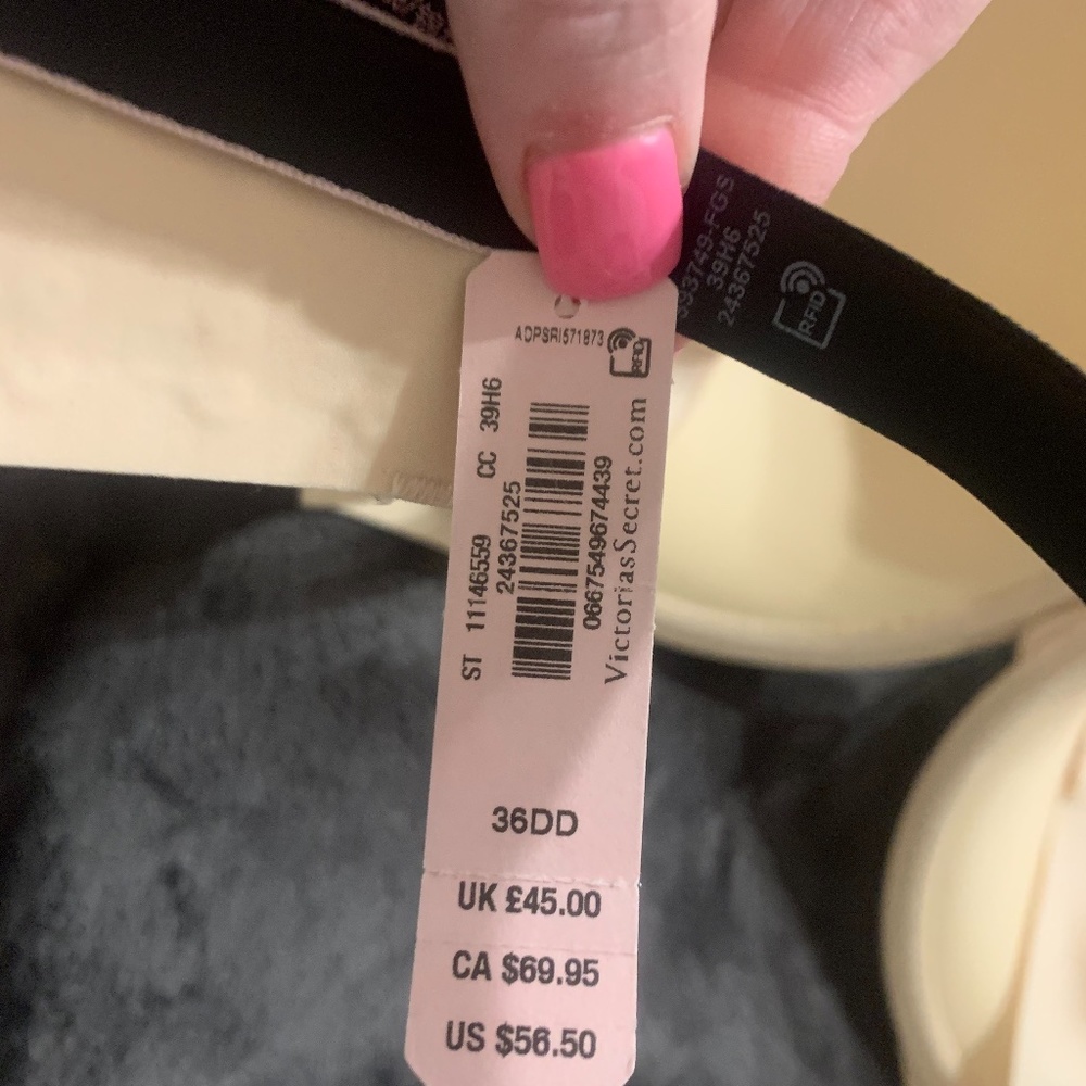 VS Bra